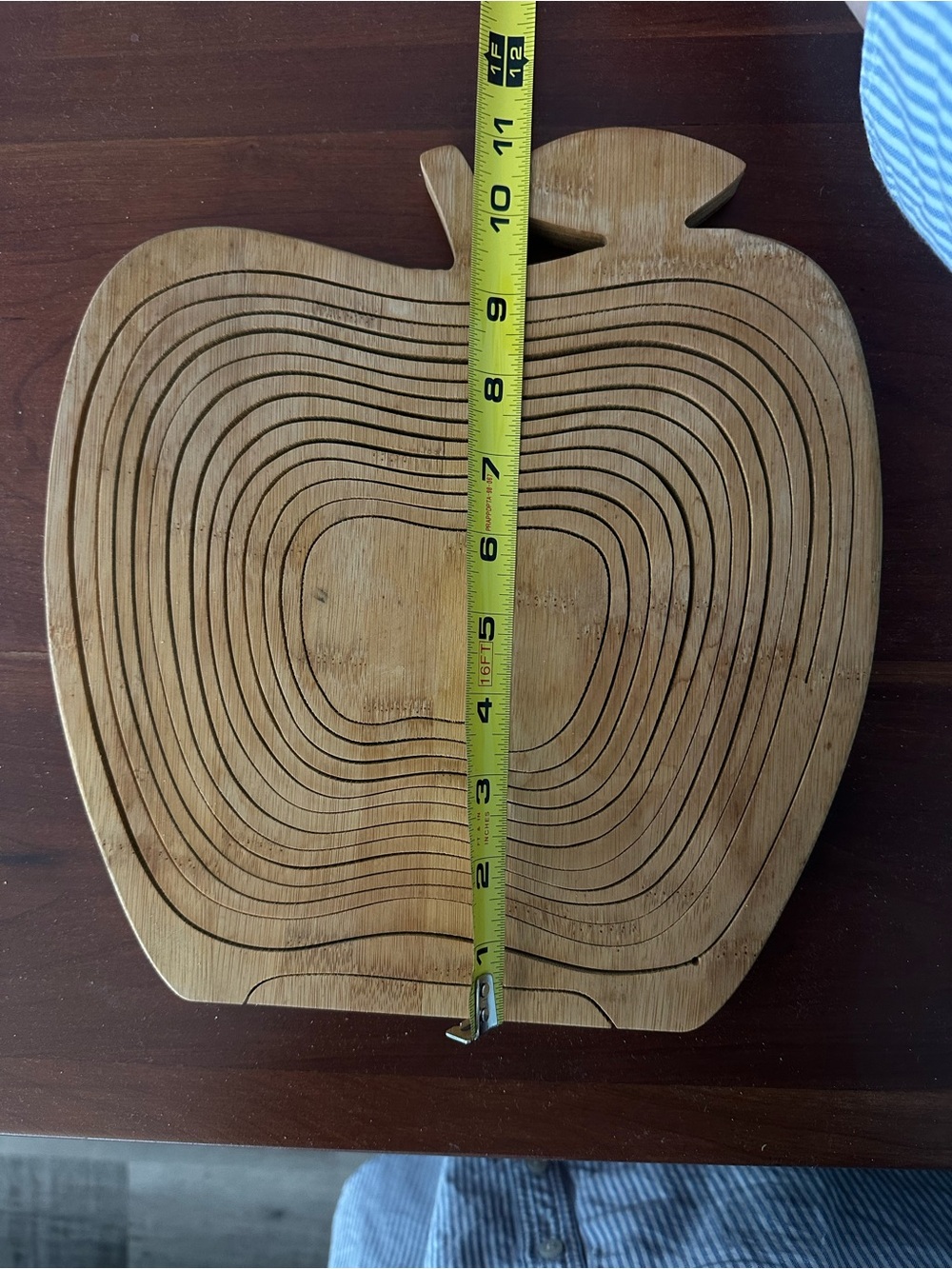 Vintage Wooden Collapsible Apple Fruit Basket - Natural Bamboo - Picture 8 of 11